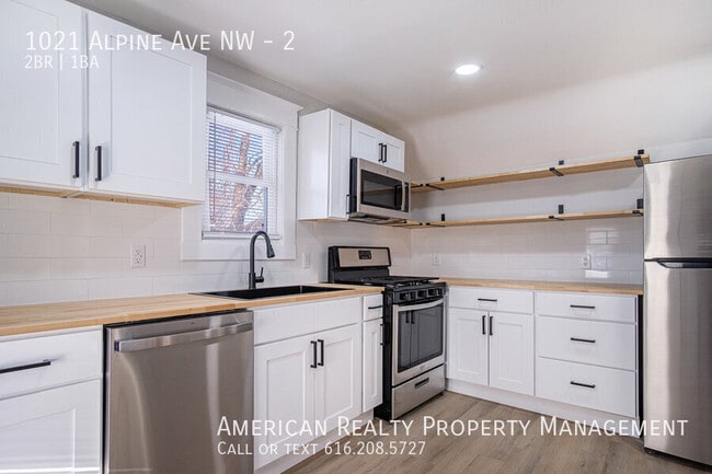 Photo - 1021 Alpine Ave NW Unit 2
