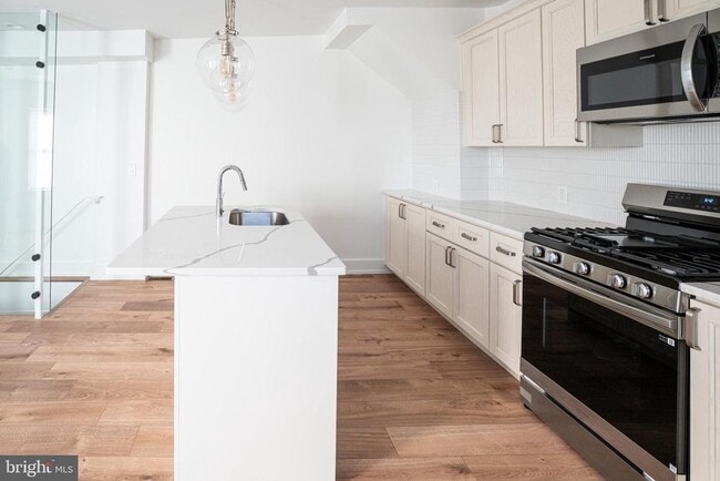 Photo - 2538 E County Line Rd