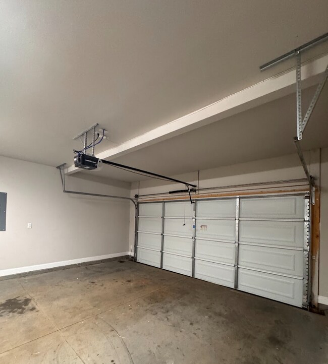 Photo - ???? Just Listed! Stunning Duncan Home Minutes from BMW, GSP & I-85