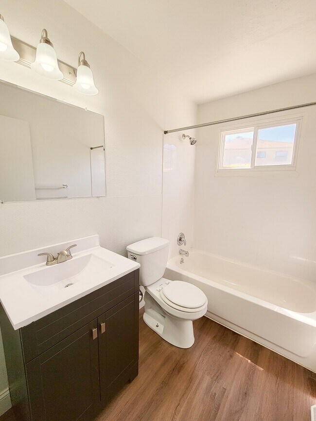 Meadowood Apartments
