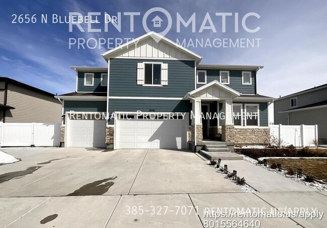 Building Photo - 2656 N Bluebell Dr Rental