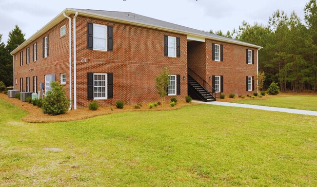 University Park Apartment Complex - Now Of... - University Park Apartment Complex - Now Of...