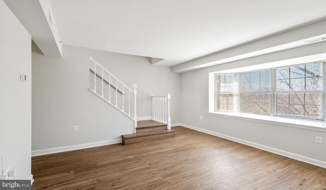 Building Photo - 3401 38th St NW Unit 1B-615-410 Rental