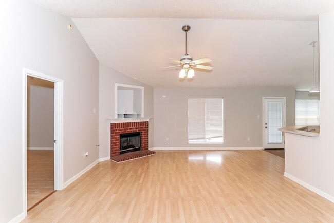 Photo - 7875 Sarah Ann Dr S