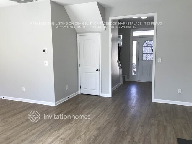 Photo - 540 McCarthy Dr