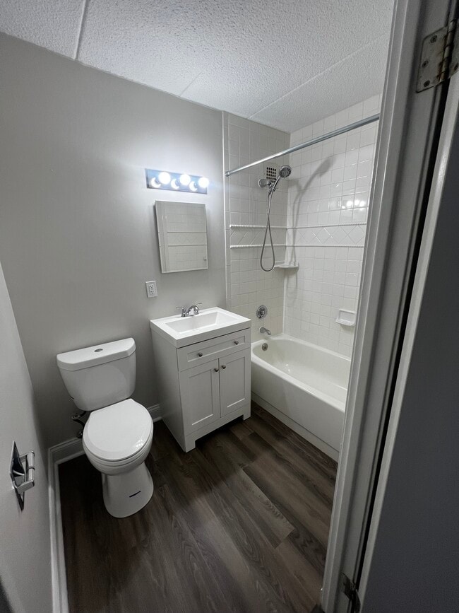 Photo - Forbes Building