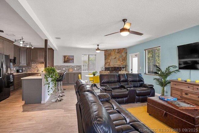 Photo - 316 NW 29th St