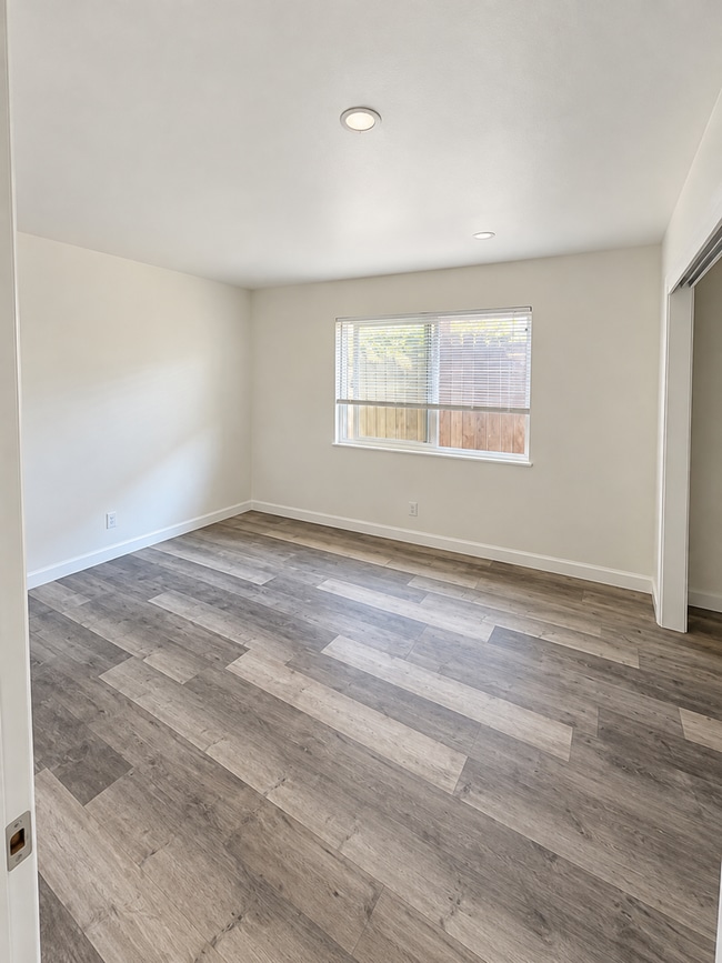 322 16th St Unidad C