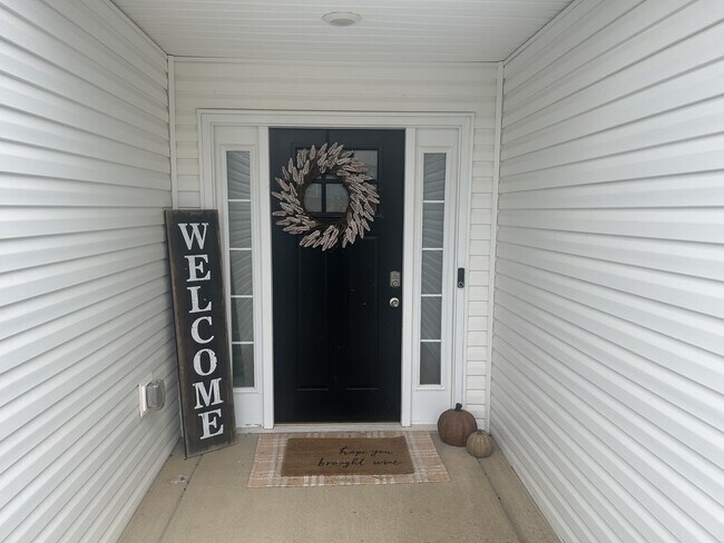 Photo - 513 Burgess CT