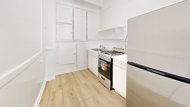 Building Photo - 507 Taylor St Unit 507
