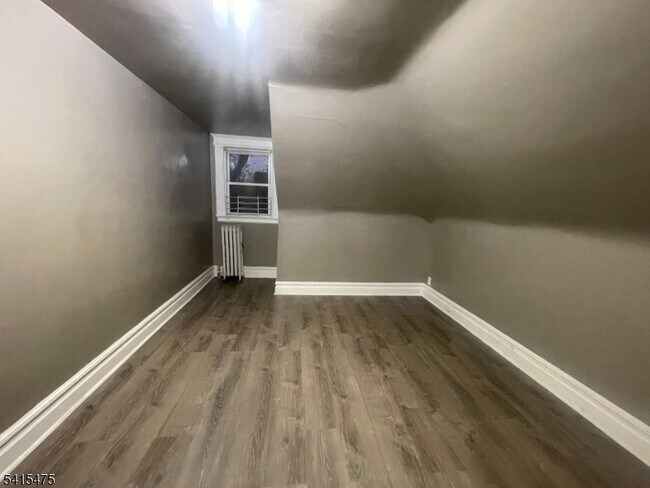 43 Mapes Ave Unit 2L