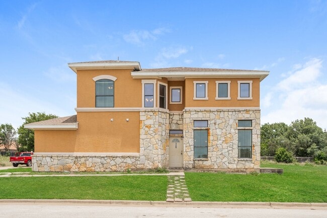 Building Photo - Amazing home ready to move in!