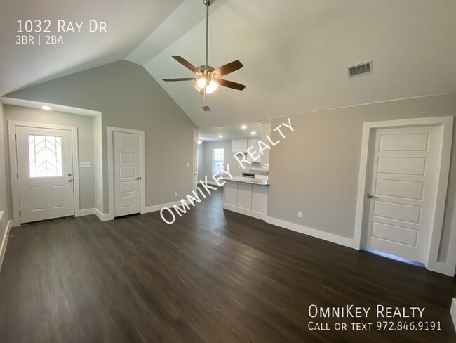 Photo - 1032 Ray Dr