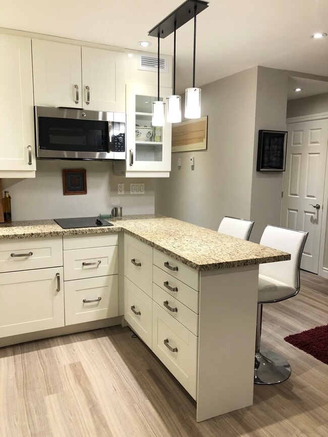 Photo - Steps from High Park: Quiet, bright, priva... Unit 1