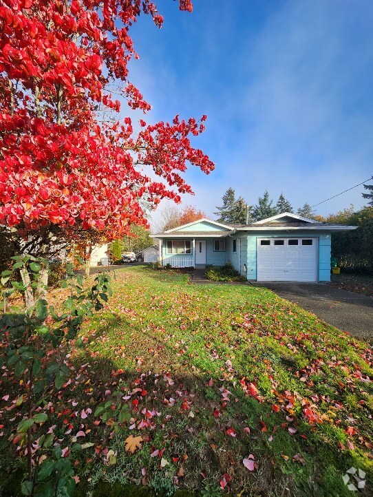 Building Photo - 12519 SE Ramona St Rental