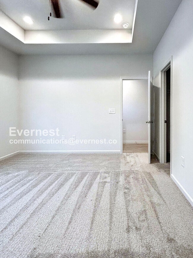 Photo - 212 Grant St