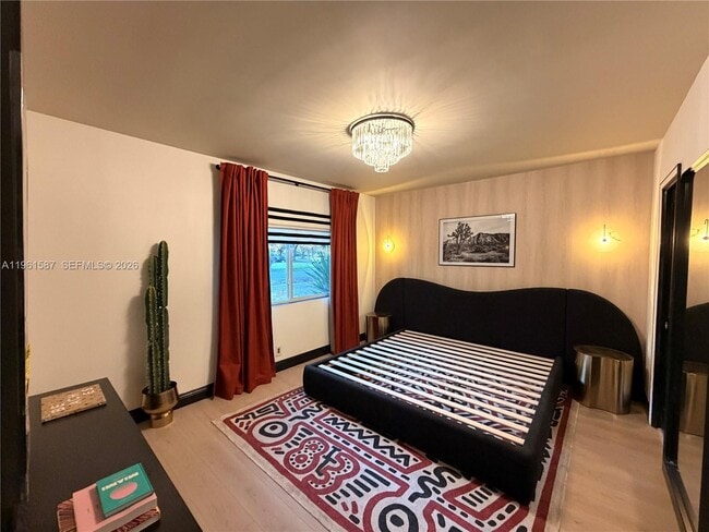 Photo - 920 SW 50th Ave