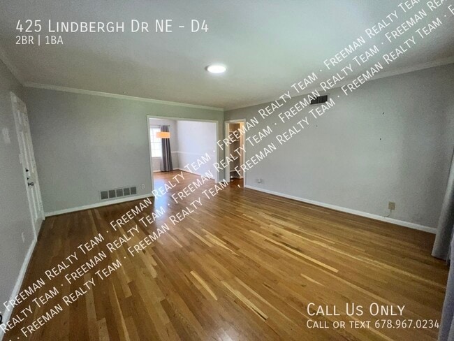 Photo - 425 Lindbergh Drive NE Unidad D4