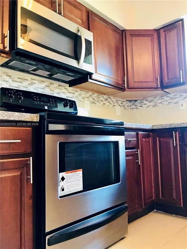 Photo - 944 NW 51st St