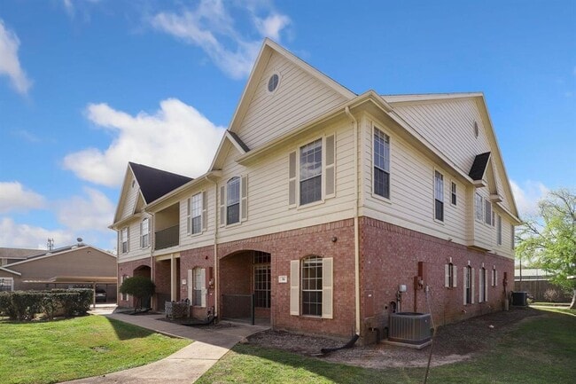 Photo - 2710 Grants Lake Blvd Condo Unit R4