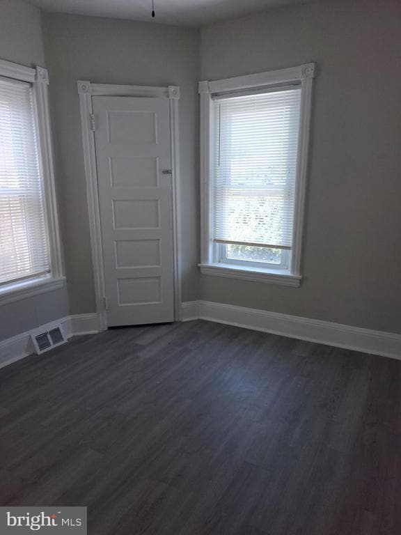 Photo - 2610 W 7th St