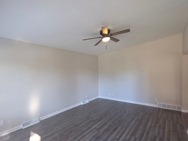 Photo - Southside Kenosha 4 bedroom