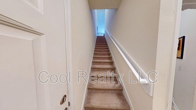Photo - 218 Larkin Pl Unit 109
