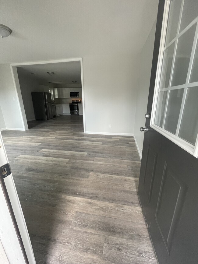 Photo - 424 Bell Ave