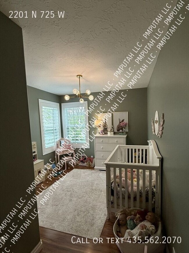 Photo - 2201 N 725 W