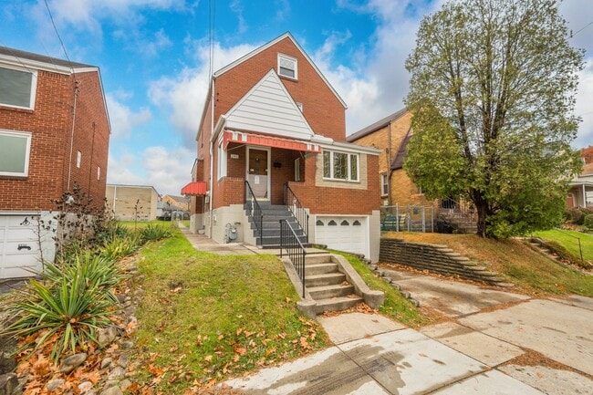 Photo - DON'T MISS THIS! BEAUTIFLLY RENOVATED 3 bedroom in Munhall!!