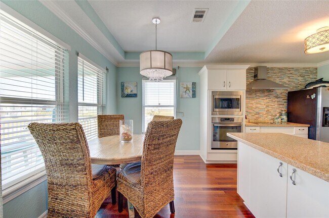 Photo - 3915 Kiva Rd