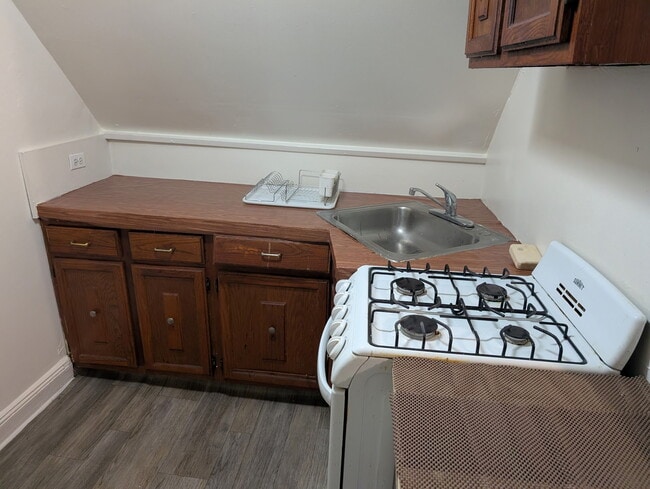 Cocina - 8755 125th St Unidad 2