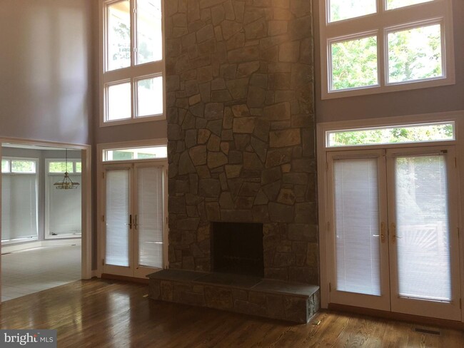 Photo - 9820 Avenel Farm Dr House
