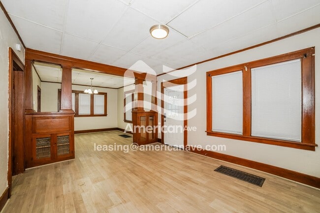 Photo - 1125 W McClure Ave