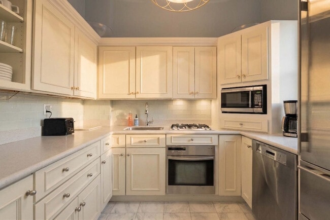 3 E 9th St Unit SI FL2-ID1473047P