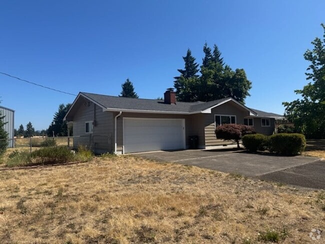 Building Photo - Spacious 4bed/2bath in desirable Pleasant ... Rental
