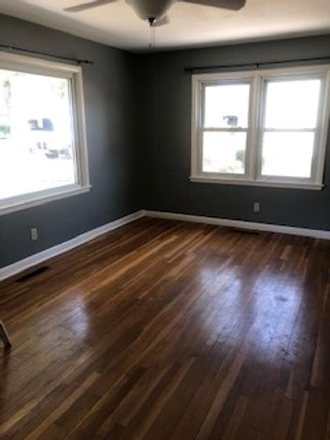 Photo - 223 E 20th St