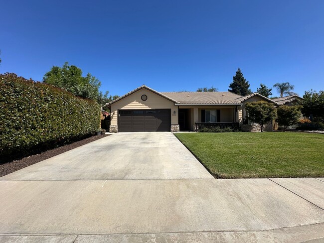 Building Photo - Beautiful home with pool coming soon