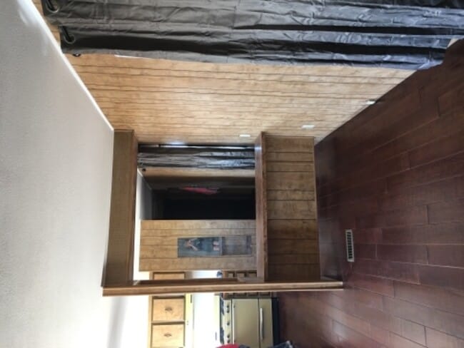 Building Photo - 1234 Swan Dr