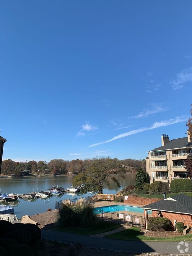 Stonehaven at Berewick Nearby Condos for Rent Charlotte NC 398