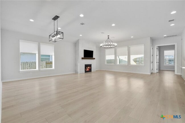 Photo - 1546 Escarpment Rd