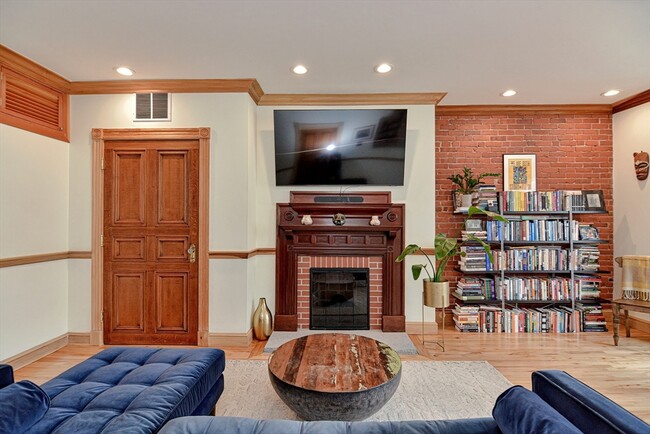 Photo - 48 Moreland St Condo Unit 2