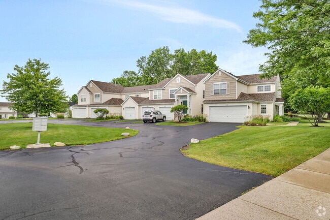 Building Photo - 3605 Forestview Dr Rental