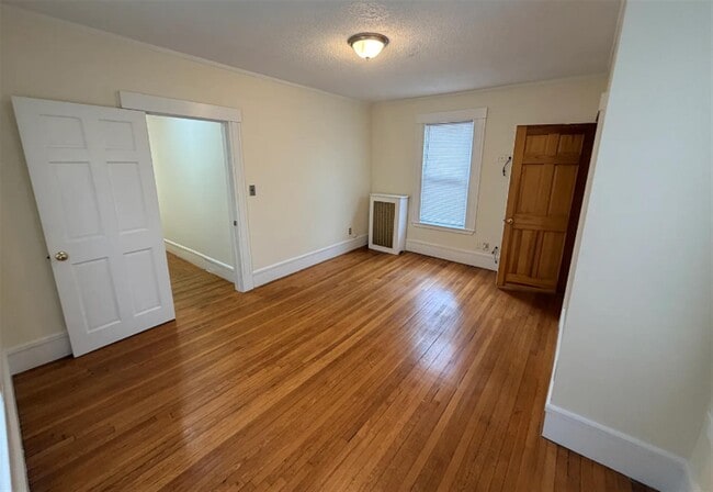 Photo - 158 Holland St Unit 1