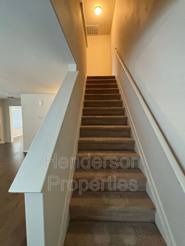 Photo - 817 Ranchero St