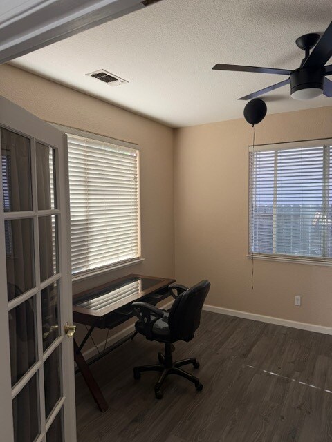 Photo - 508 Lassen Way