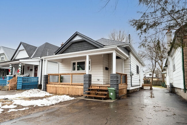 Photo - Main Floor * 2 Bedroom DUPLEX for rent* newly renovated*AUG 1