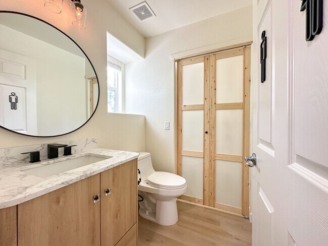 Photo - Beautifully Updated Townhome Near DIA