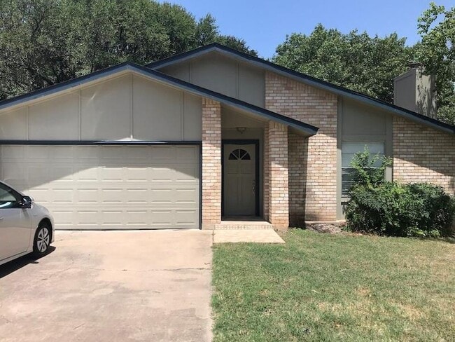 Photo - 11914 Swan Dr House