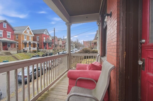 Photo - 2342 Stratford Ave Unit 1